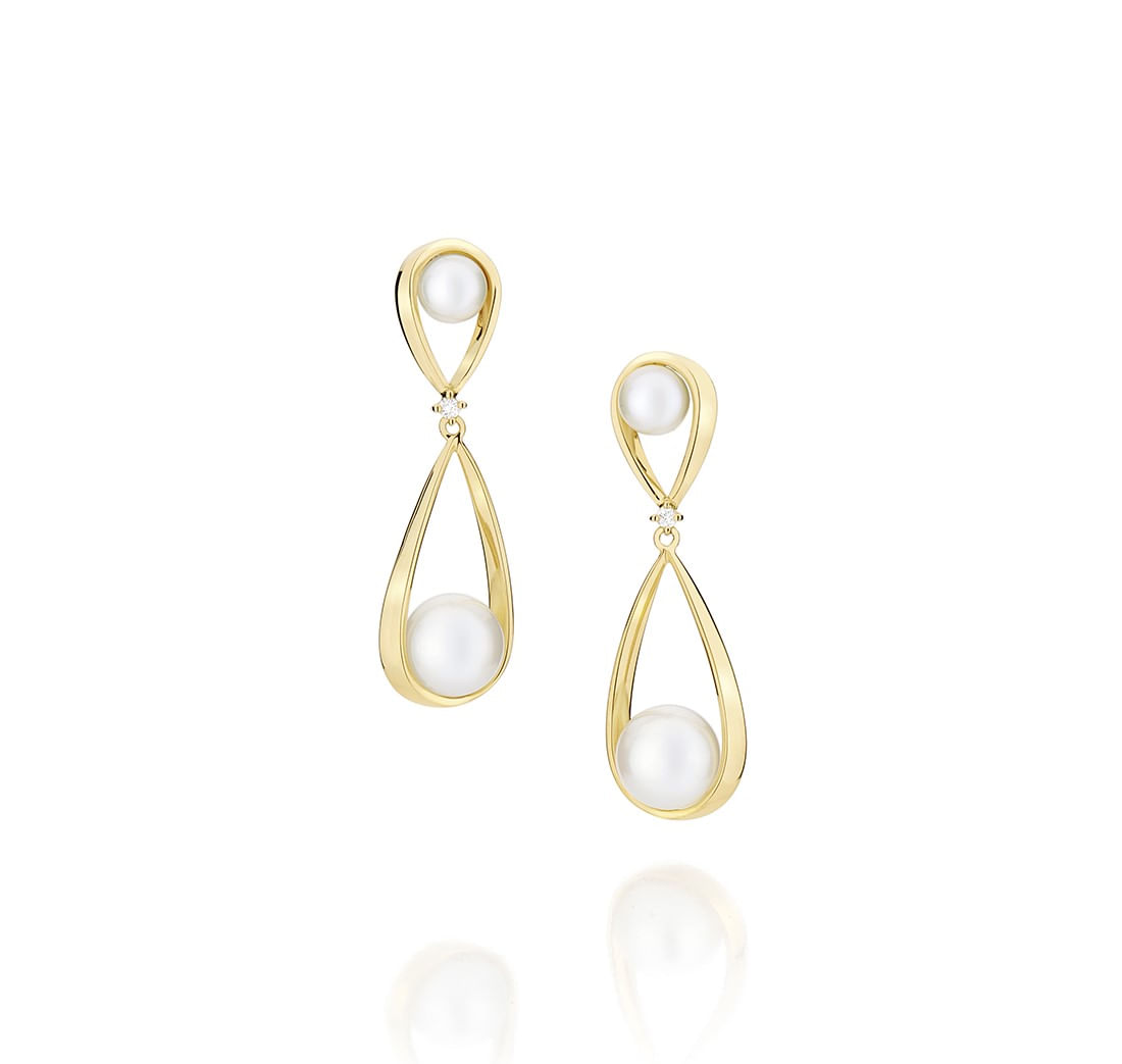 Brinco-em-ouro-amarelo-com-perola-e-diamantes