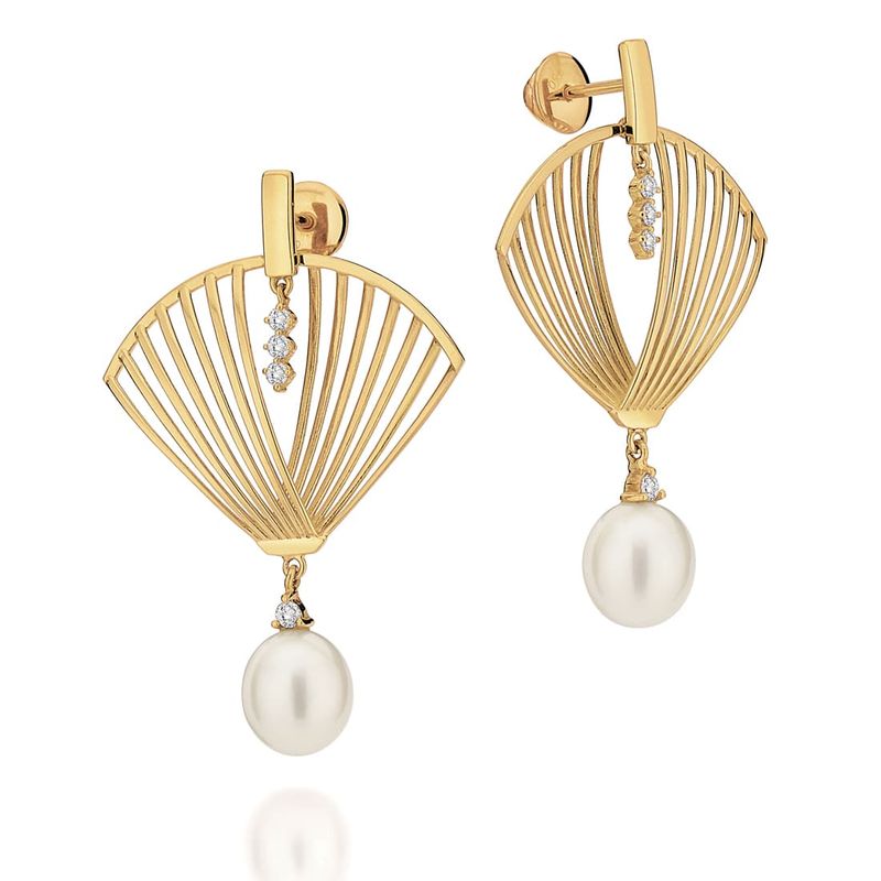 Brinco-em-ouro-amarelo-com-diamantes-e-perolas