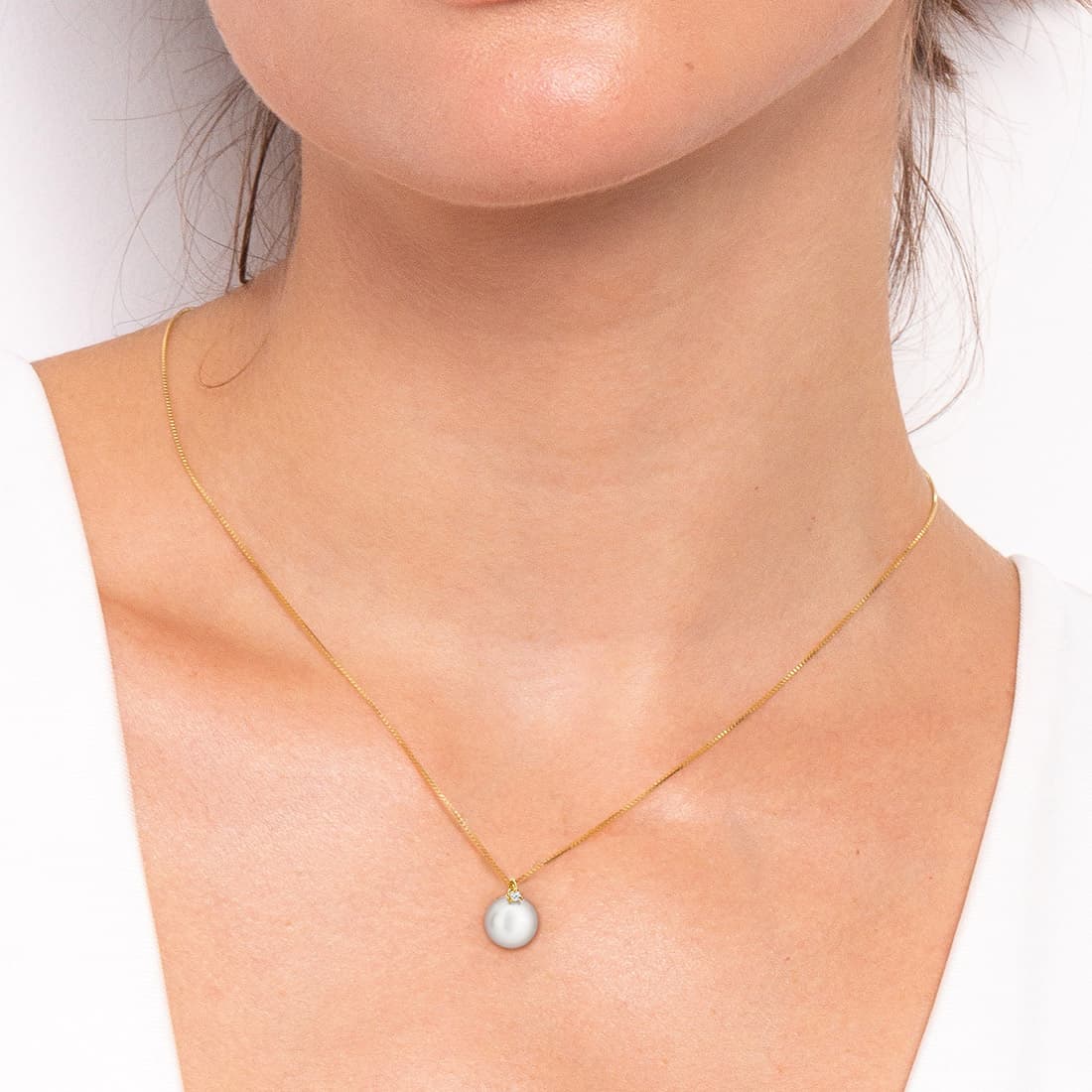 Colar-em-ouro-amarelo-com-diamante-e-perola