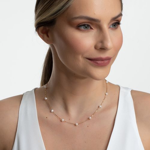 Colar em ouro amarelo com pérolas