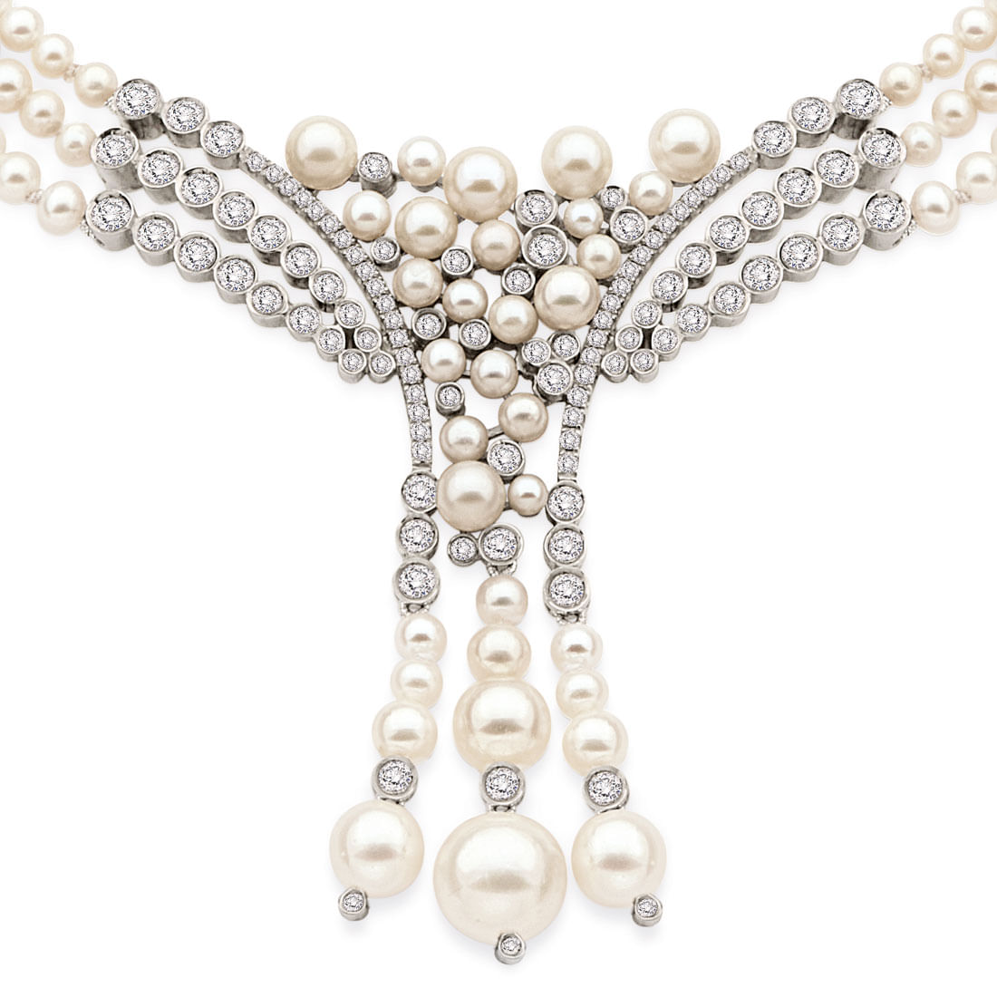 Colar-em-ouro-branco-com-diamantes-e-perolas.