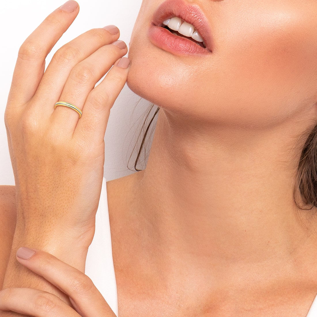 Alianca-ouro-amarelo-e-branco-18k-com-diamante