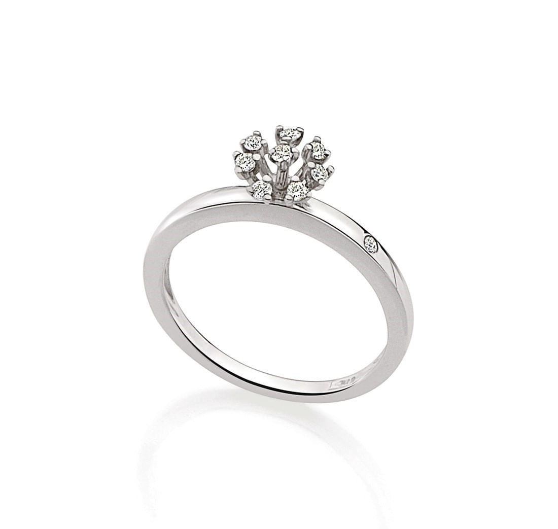 Anel-em-ouro-branco-com-diamantes