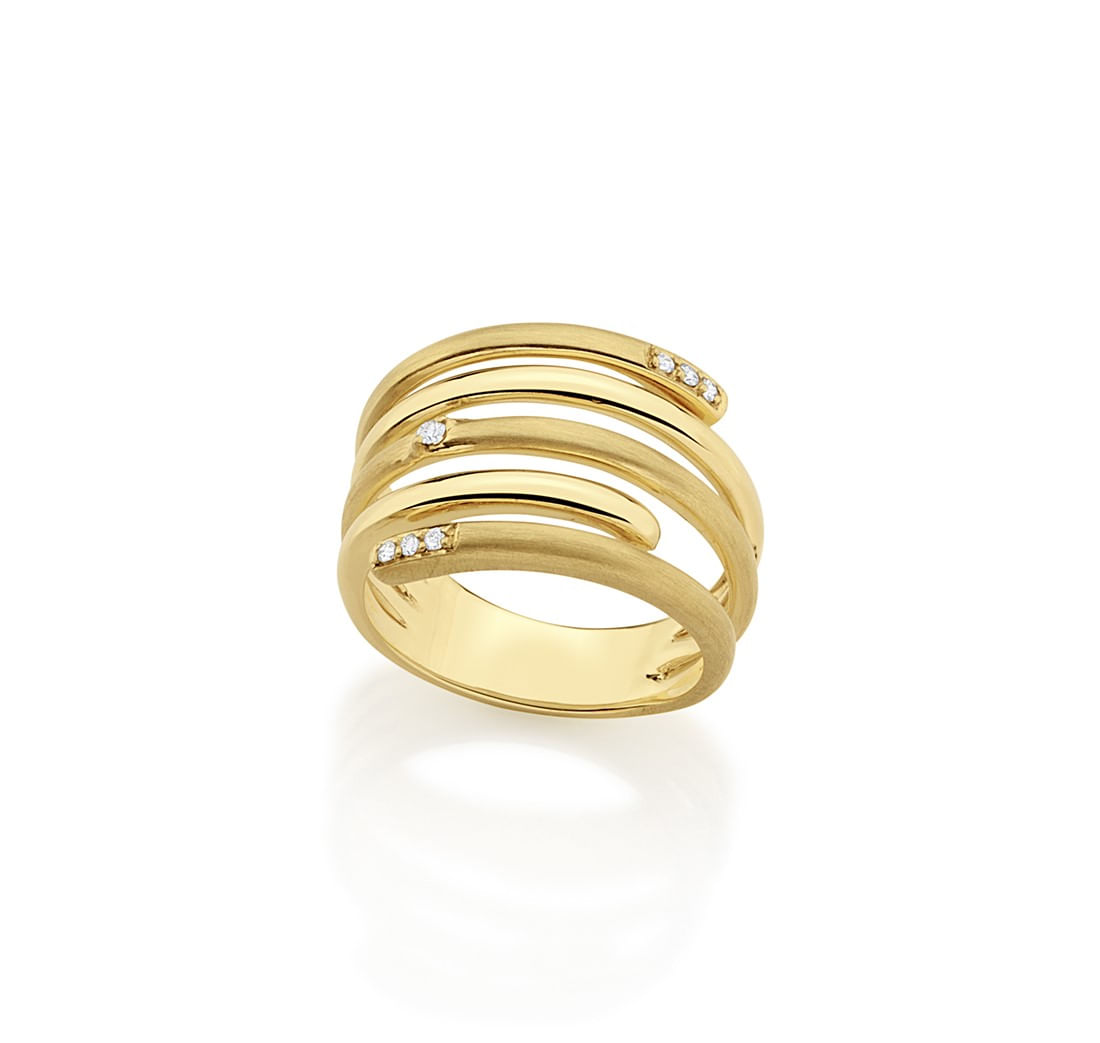 Anel-em-ouro-amarelo-com-diamantes