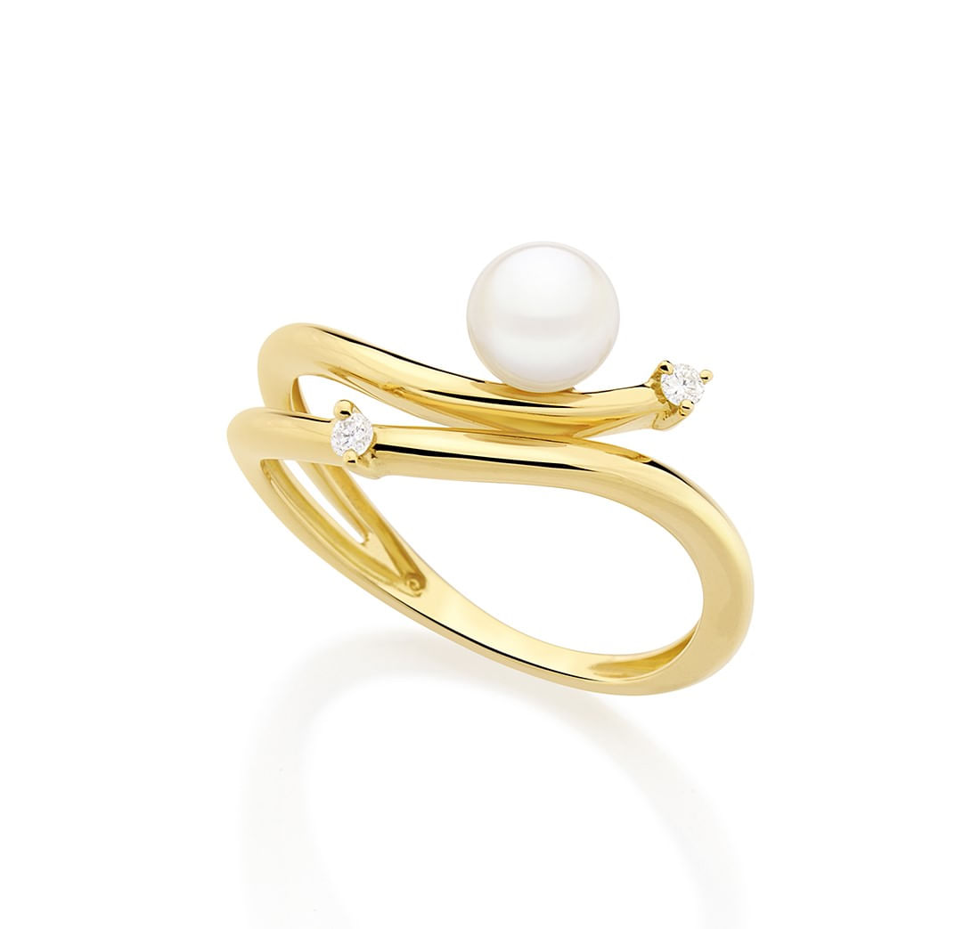 Anel-em-ouro-amarelo-com-perola-e-diamante