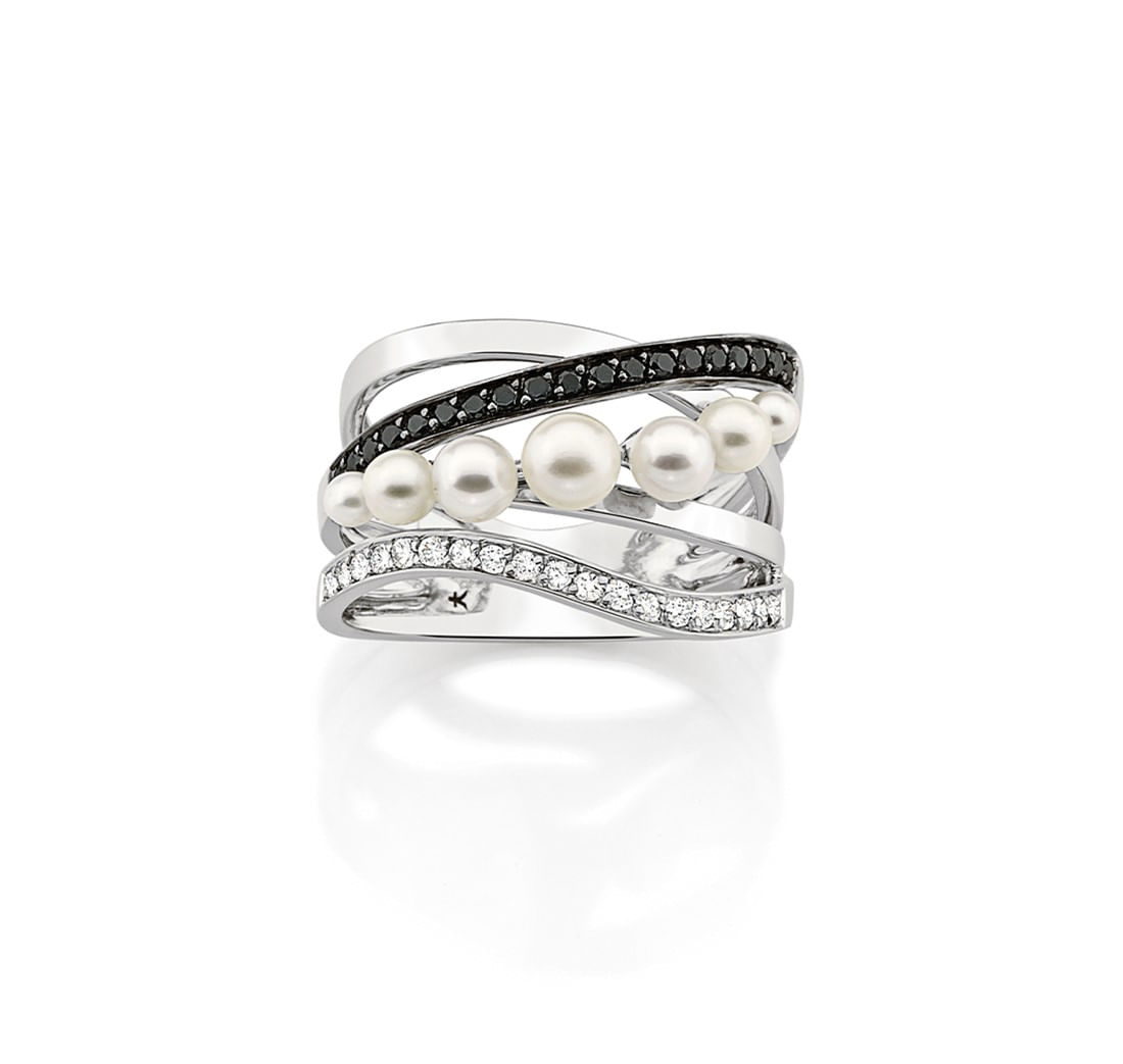 Anel-em-ouro-branco-com-diamantes-diamantes-black-e-perolas