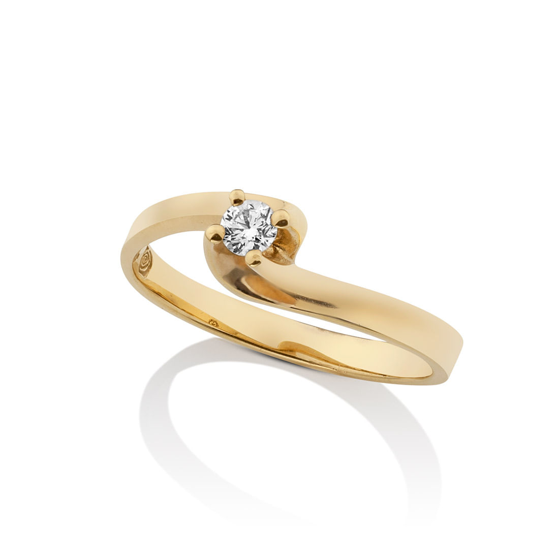 Anel-solitario-de-diamante-e-ouro-amarelo