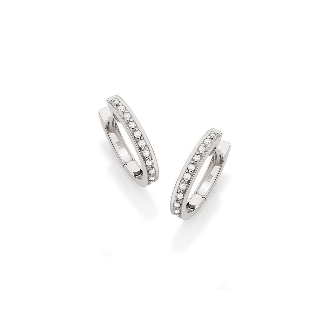 Brinco-de-ouro-branco-com-diamantes