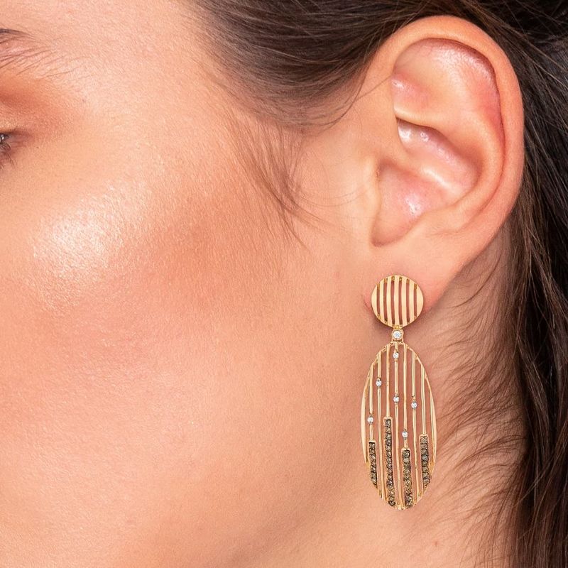Brinco-em-ouro-rose-com-diamantes