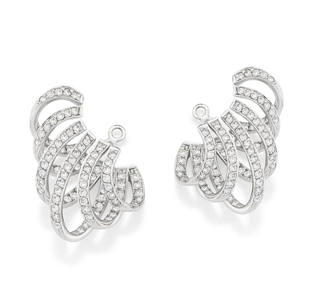 Complemento-de-brinco-em-ouro-branco-com-diamantes