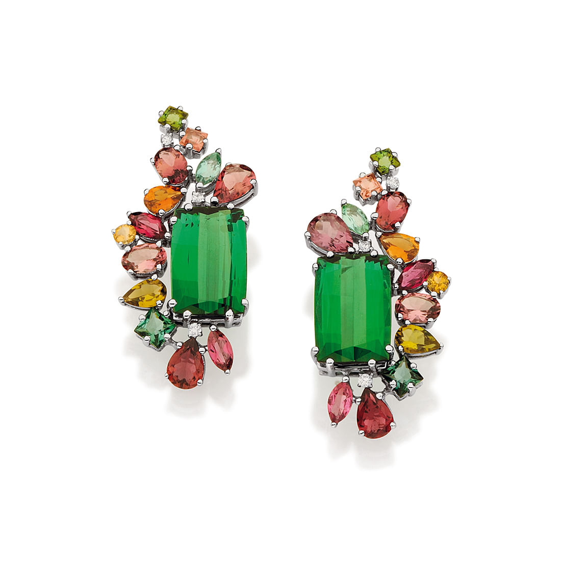Brinco-em-ouro-branco-com-turmalina-verde-centralturmalinas-coloridas-e-diamantes
