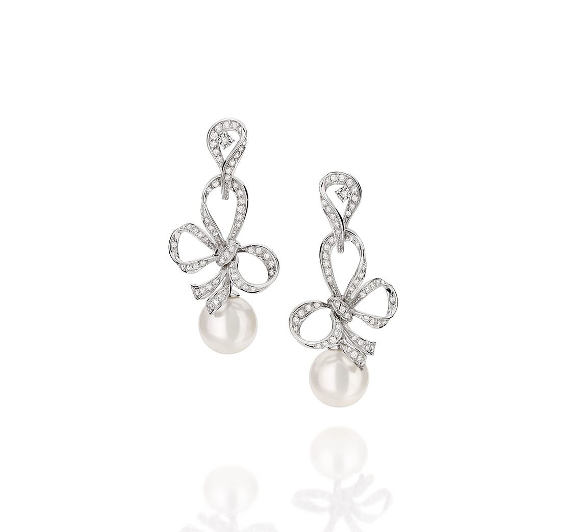 Brinco-em-ouro-branco-com-perolas-e-diamantes