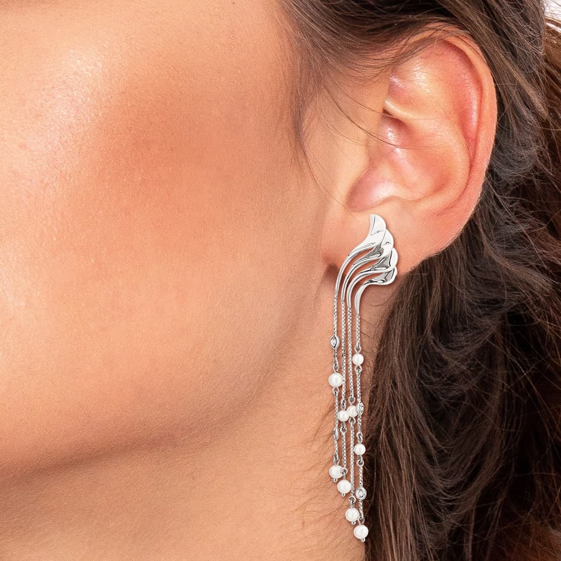 Brinco-em-ouro-branco-com-perola-e-diamantes