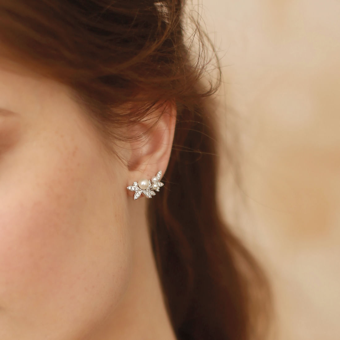 Brincos-bridal-ouro-branco-perolas-e-diamantes