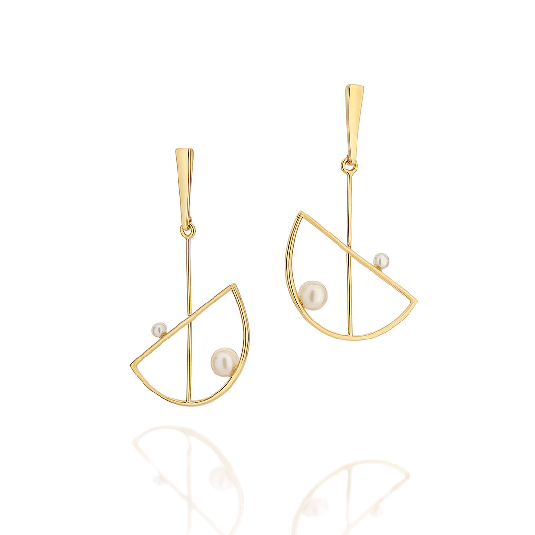Brincos-em-ouro-amarelo-com-perolas