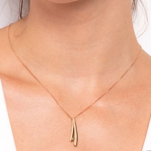 Pingente em ouro rosé com diamantes