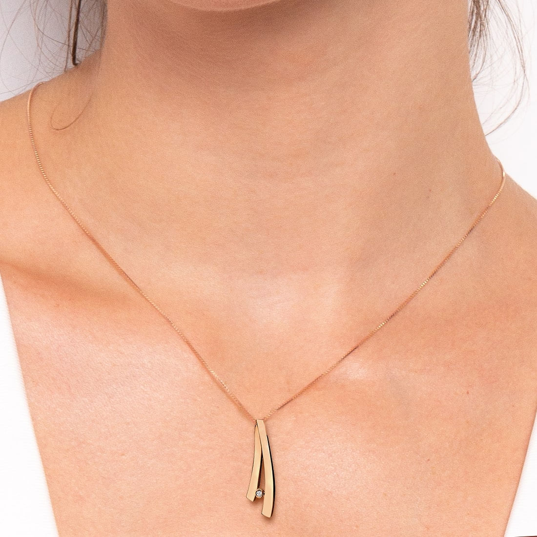 Pingente-em-ouro-rose-com-diamantes
