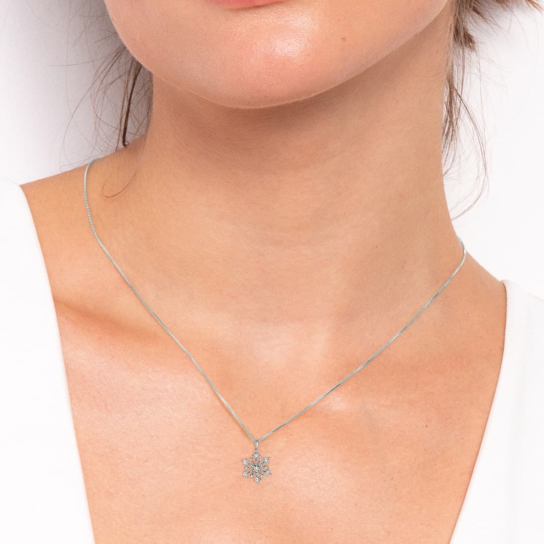 Pingente-em-ouro-branco-com-diamantes