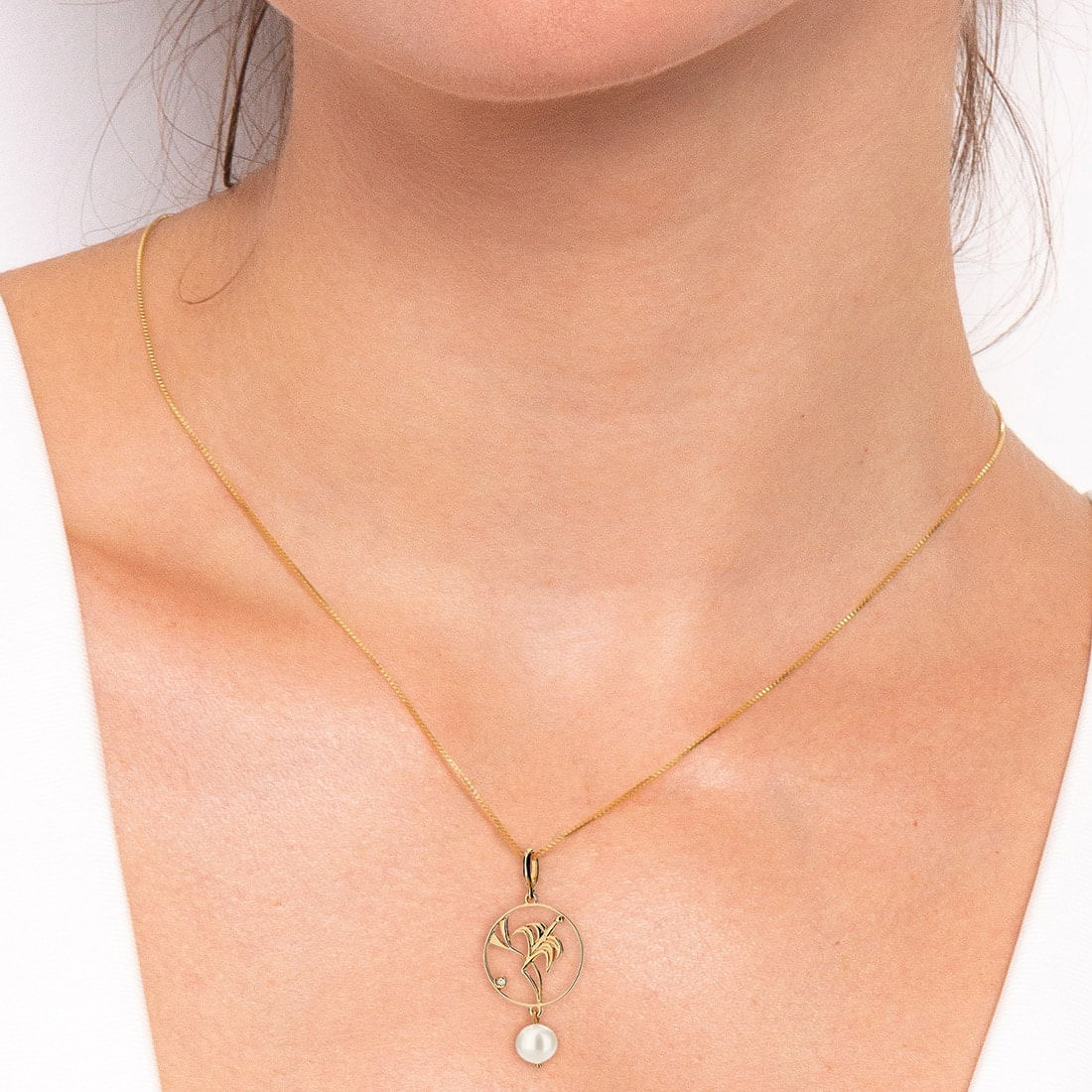 Pingente-em-ouro-amarelo-com-perola-diamante