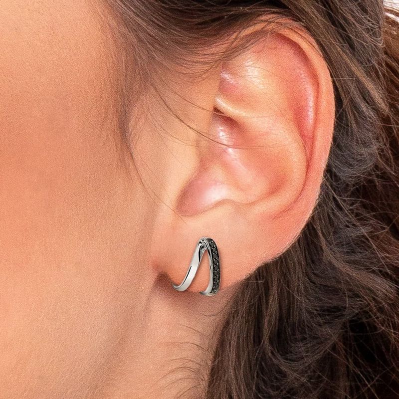 Brincos-em-ouro-branco-com-diamantes-black