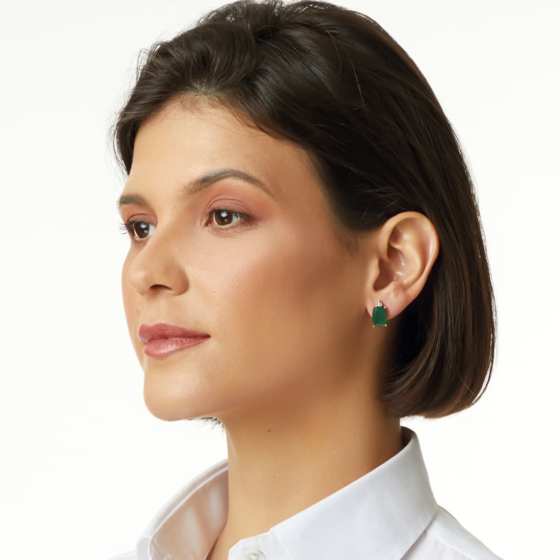 Brinco-em-ouro-amarelo-com-diamante-e-agatas-verdes