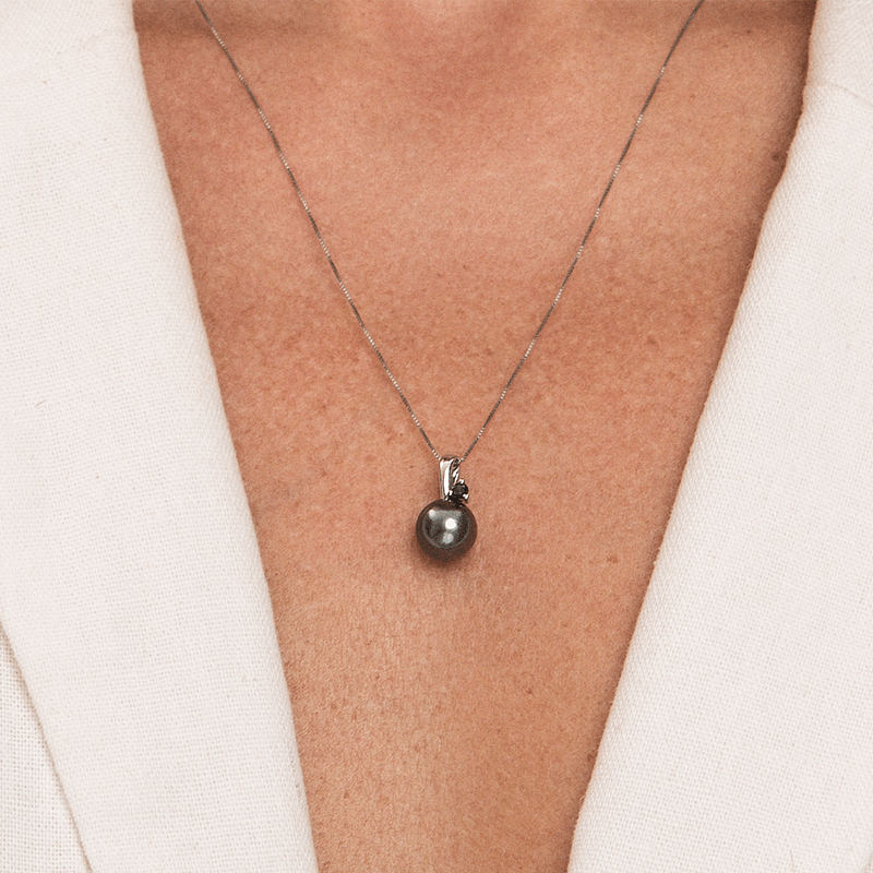 Pingente-de-perola-negra-south-sea-e-diamante-black-PSS207BN