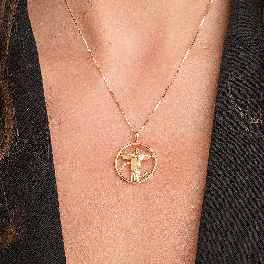Pingente-cristo-redentor-de-ouro-amarelo-e-diamante-BE2829AB
