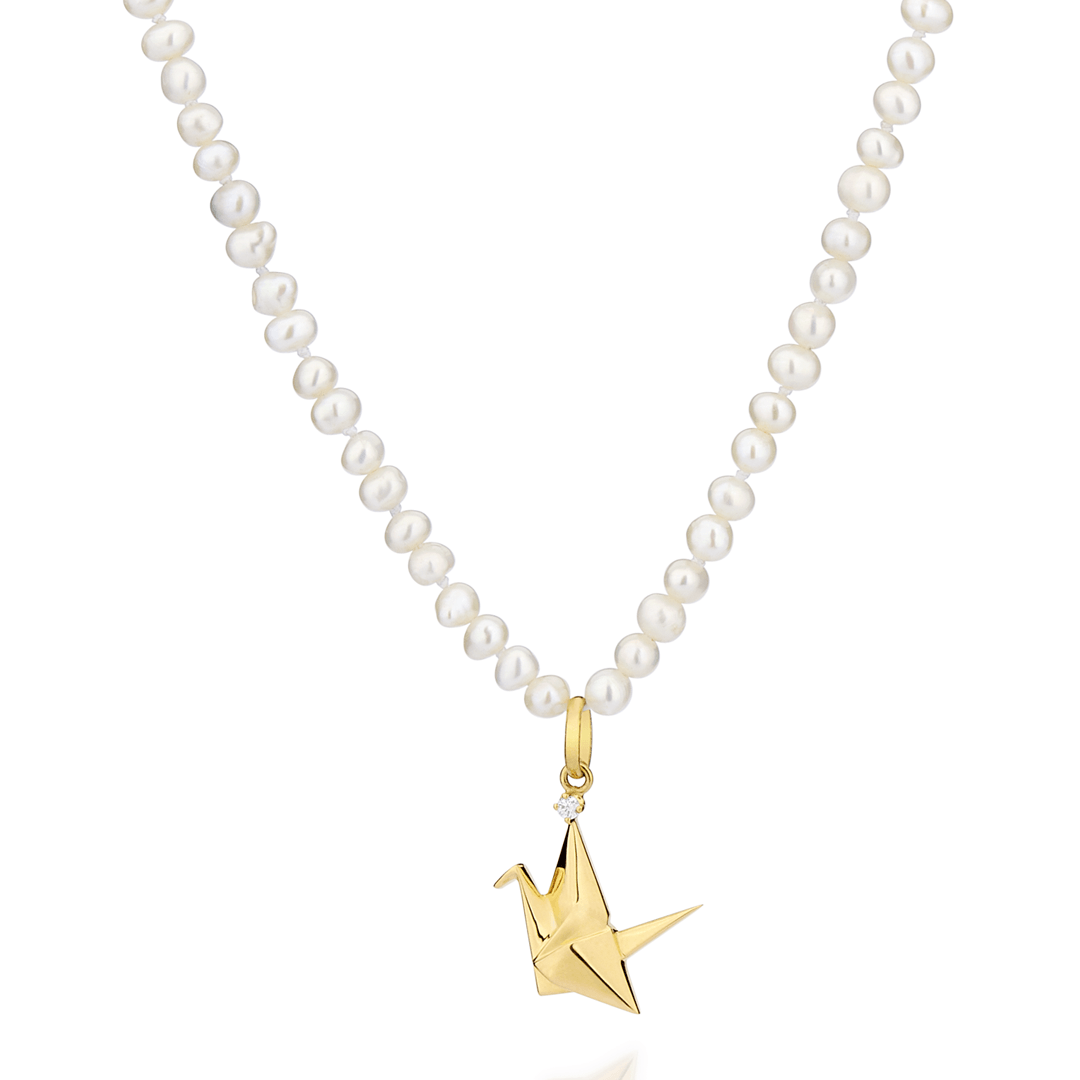Pingente-Tsuru-em-ouro-amarelo-com-elegante-diamante