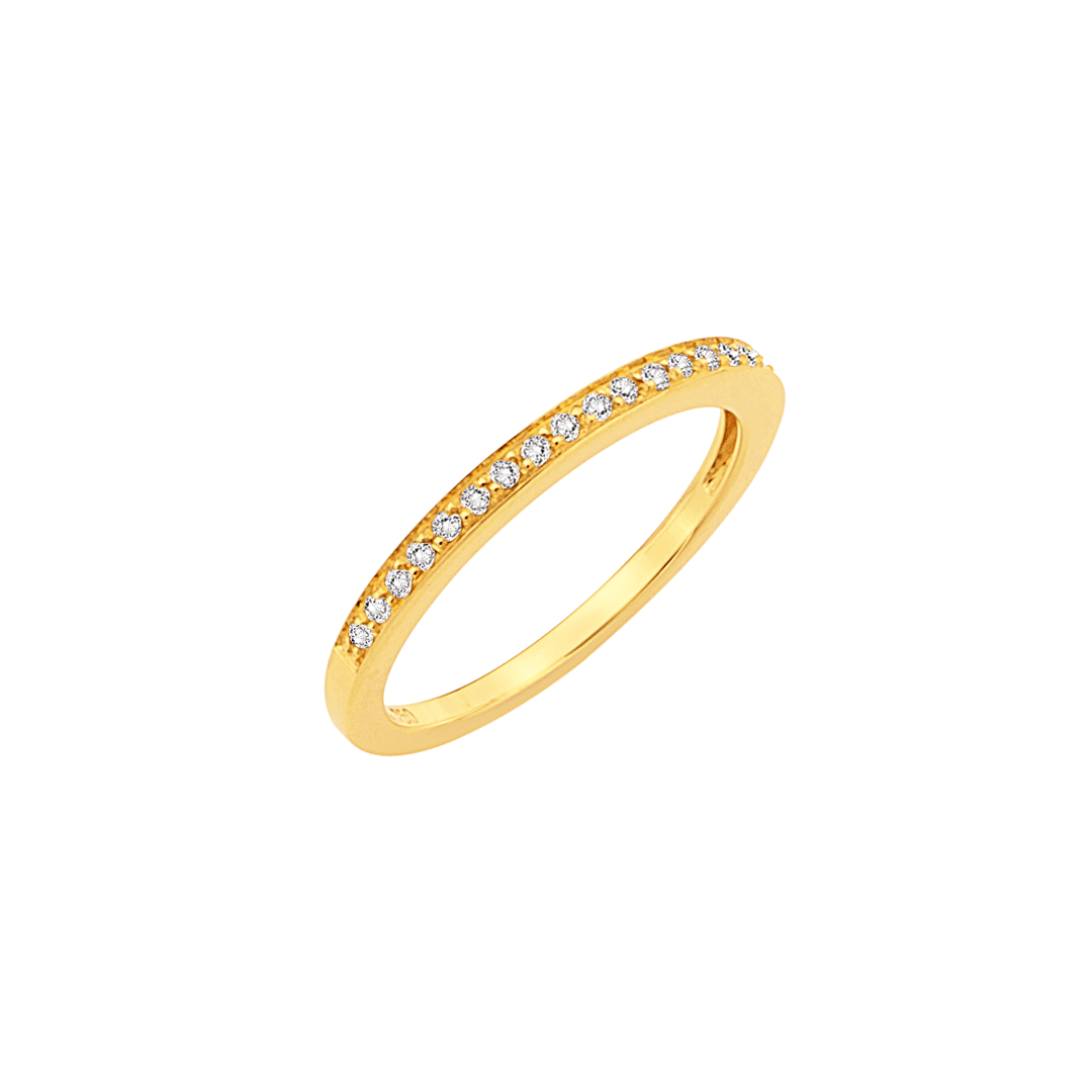Anel-em-ouro-amarelo-e-diamantes