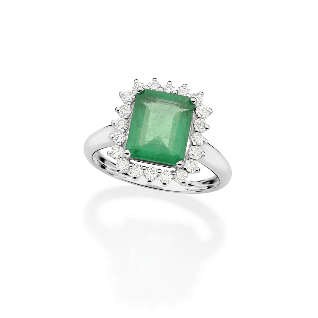 Anel-em-ouro-branco-com-esmeralda-e-diamantes