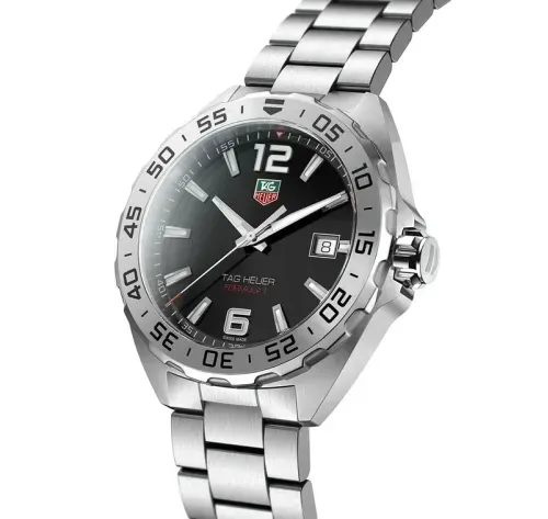 TAG Heuer Formula 1 Date