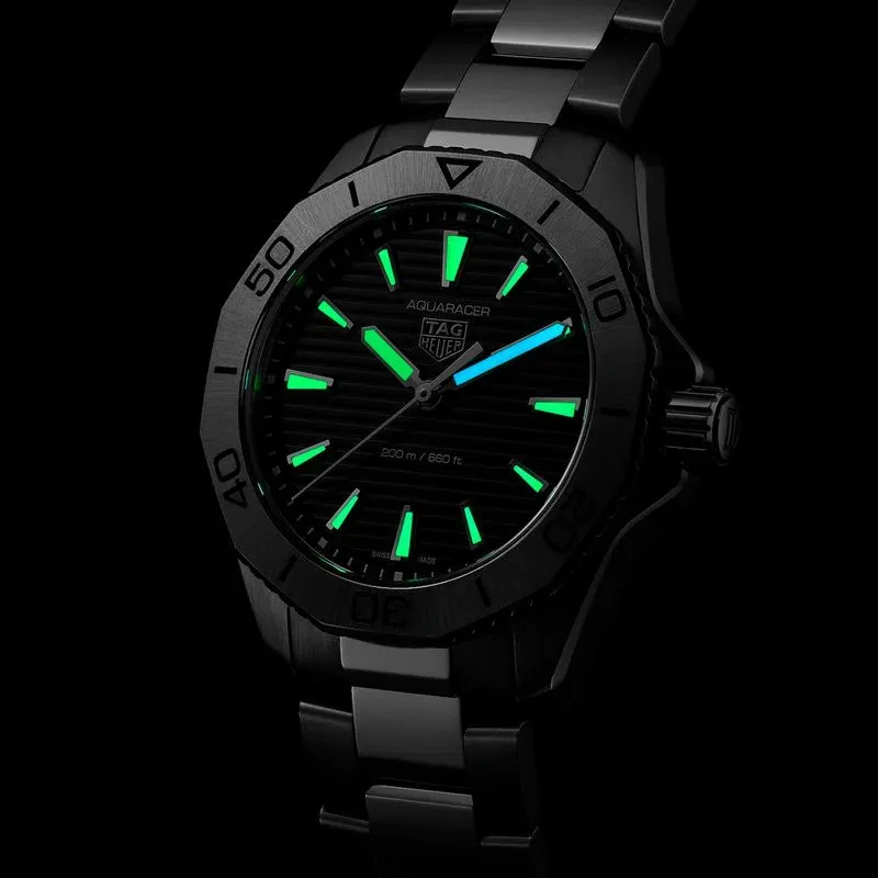 TAG-Heuer-Aquaracer-Professional-200