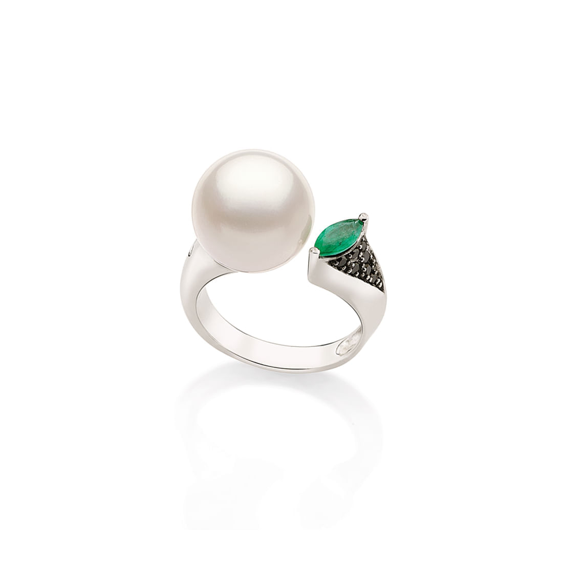 Anel-em-ouro-branco-com-diamantes-black-esmeraldas-e-perola-south-sea