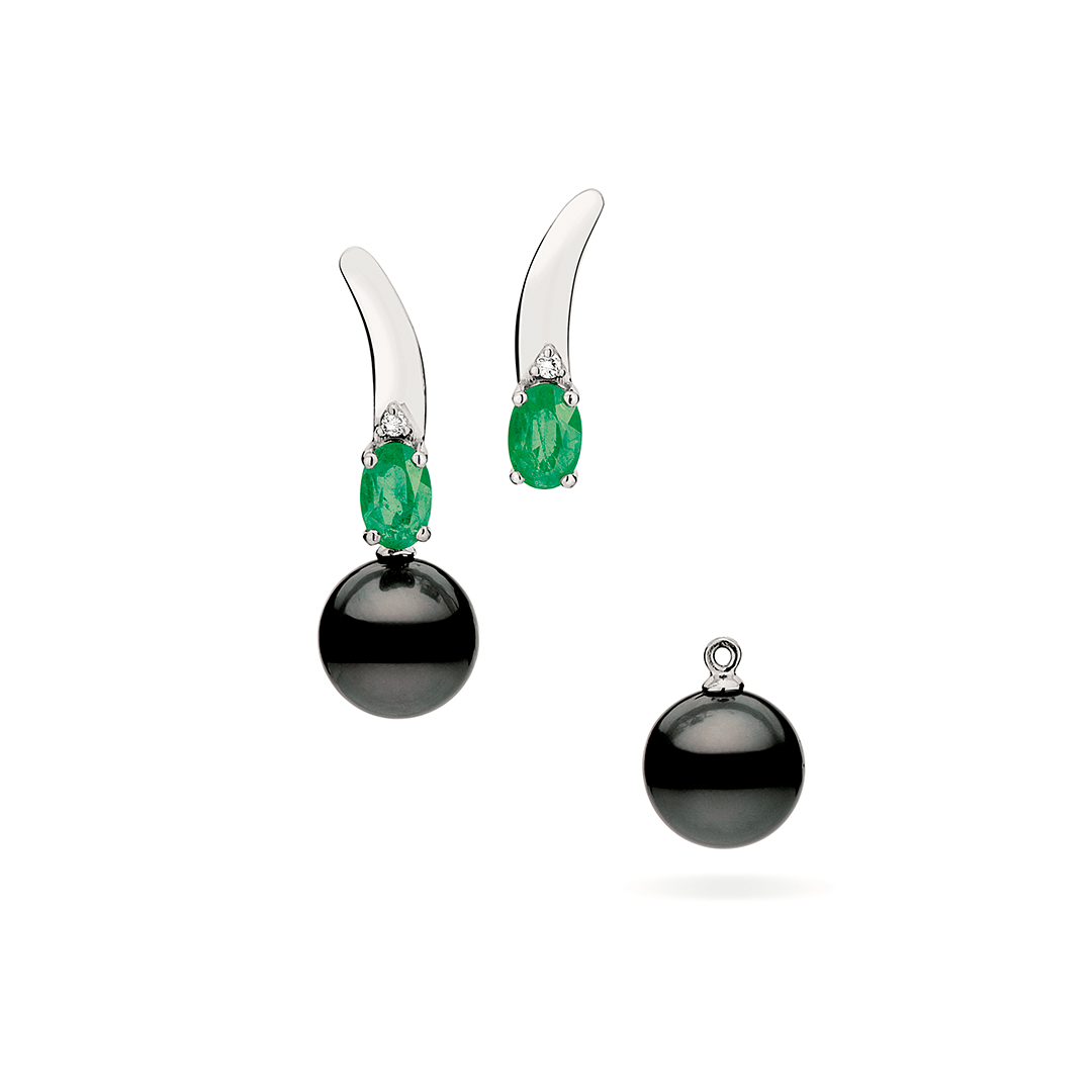 Brinco-versatil-em-ouro-branco-esmeraldas-diamantes-e-perolas-south-1