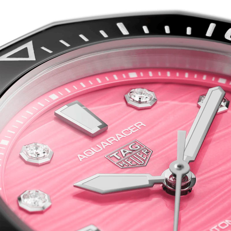 TAG-Heuer-Aquaracer-Professional-300-Date