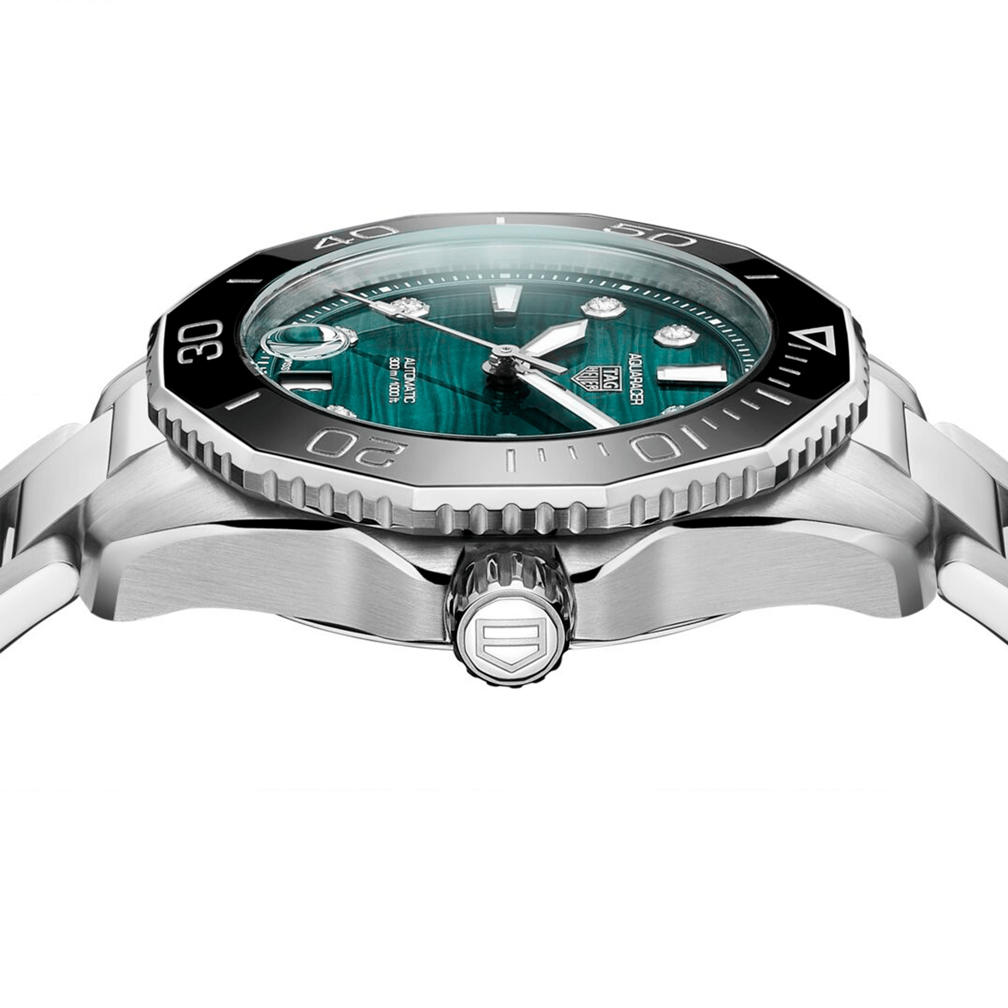 TAG-Heuer-Aquaracer-Professional-300-Date