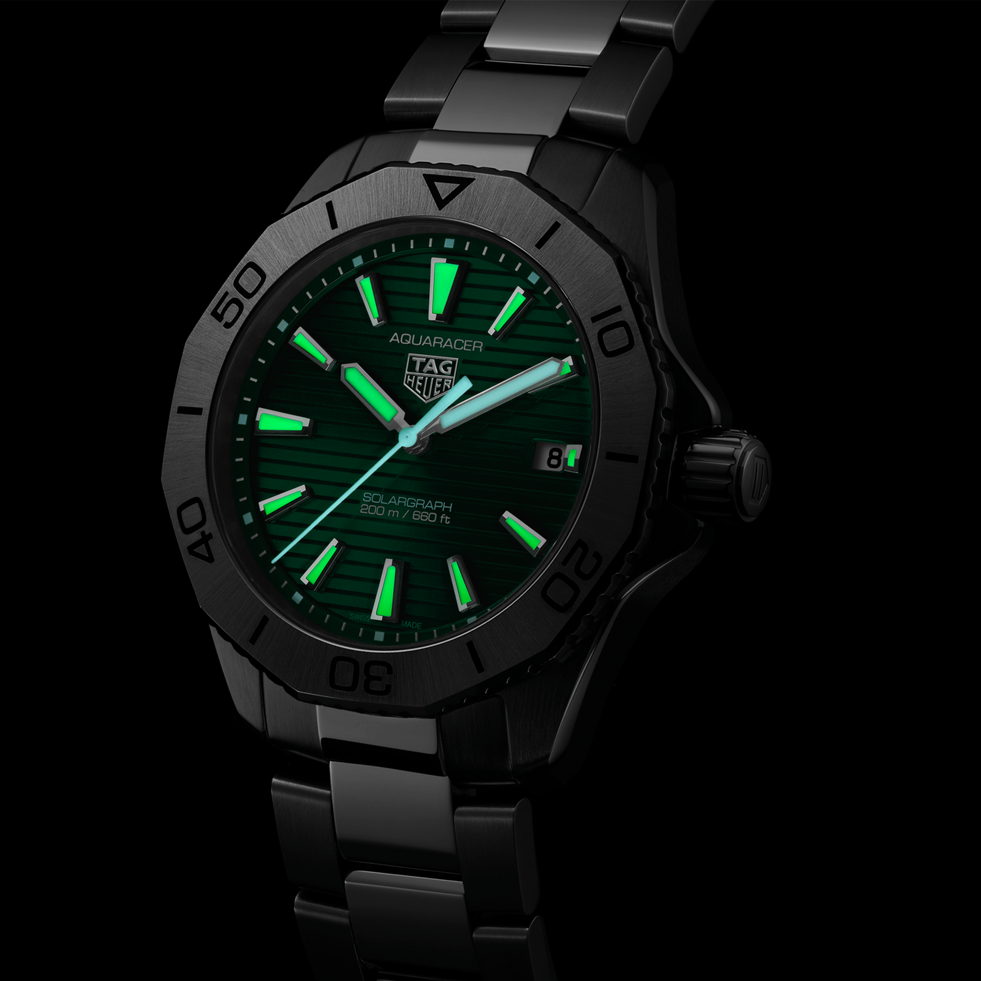 TAG-Heuer-Aquaracer-Professional-200-Solargraph