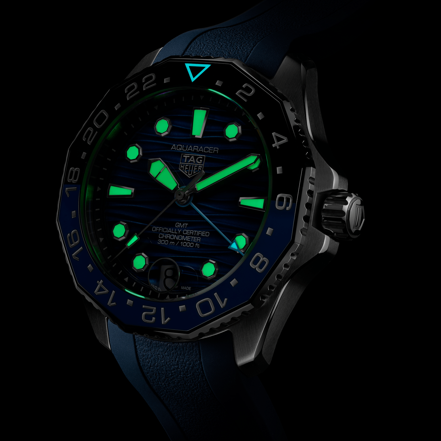 TAG-Heuer-Aquaracer-Professional-300-GMT