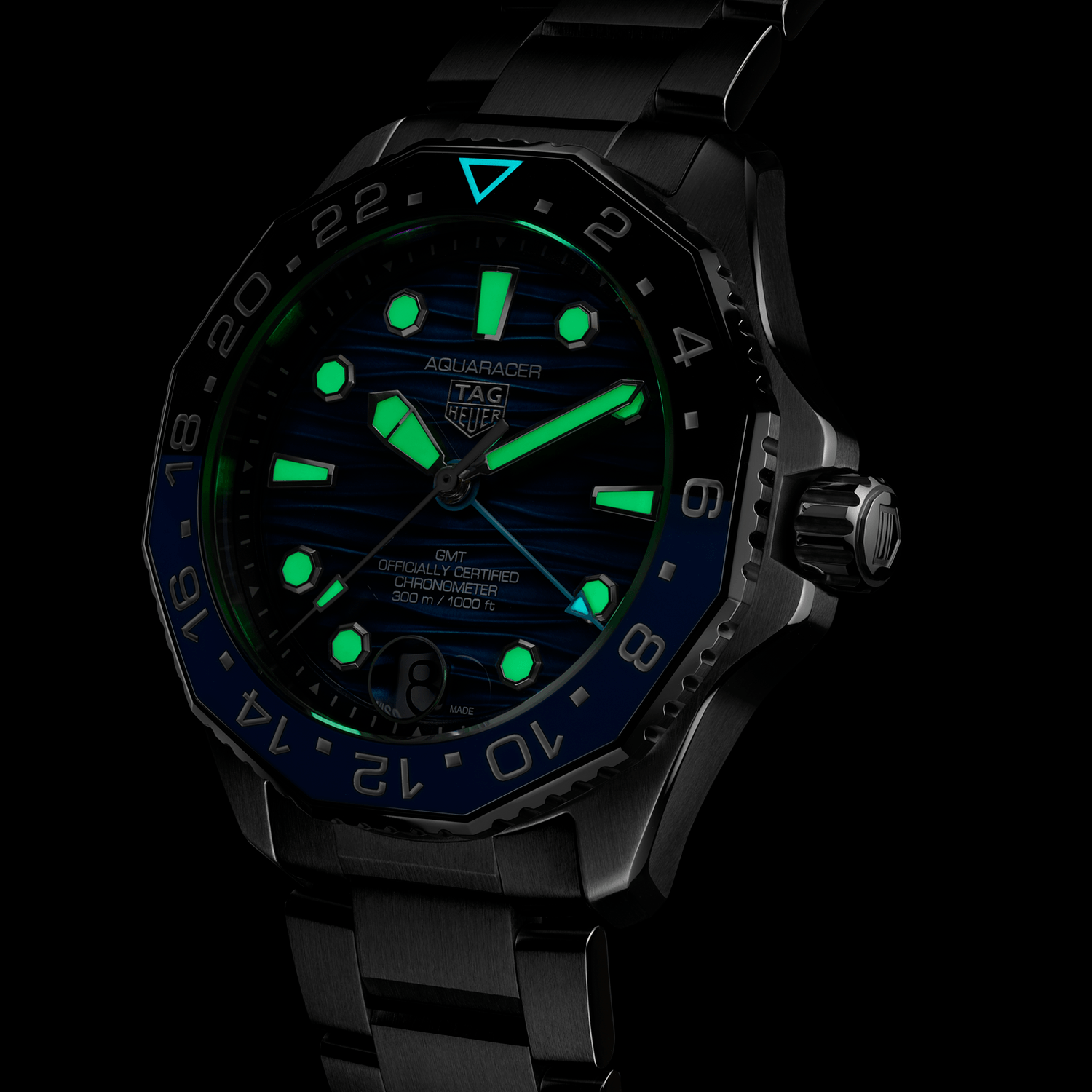 TAG-Heuer-Aquaracer-Professional-300-GMT