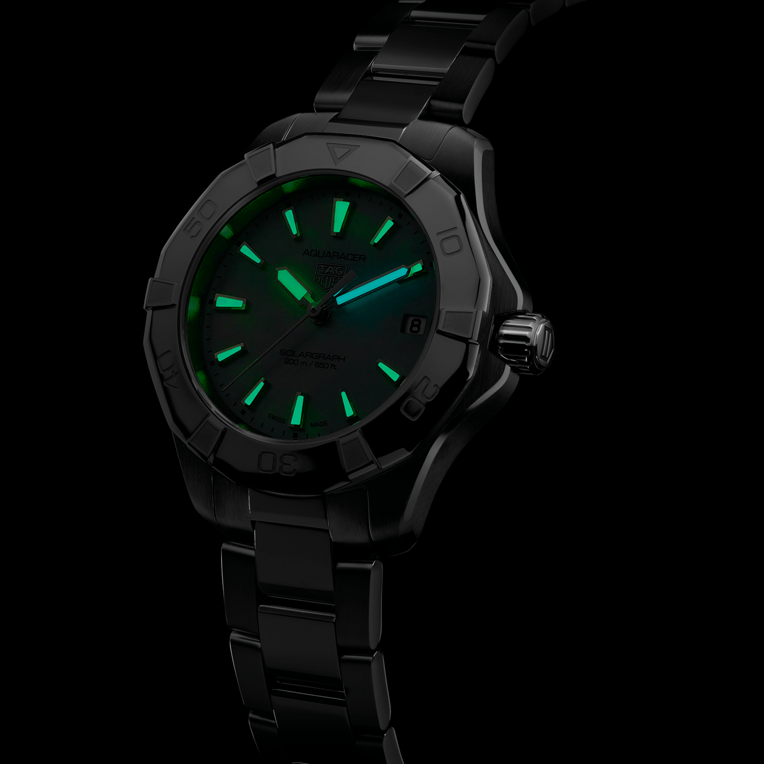TAG-Heuer-Aquaracer-Professional-200-Solargraph