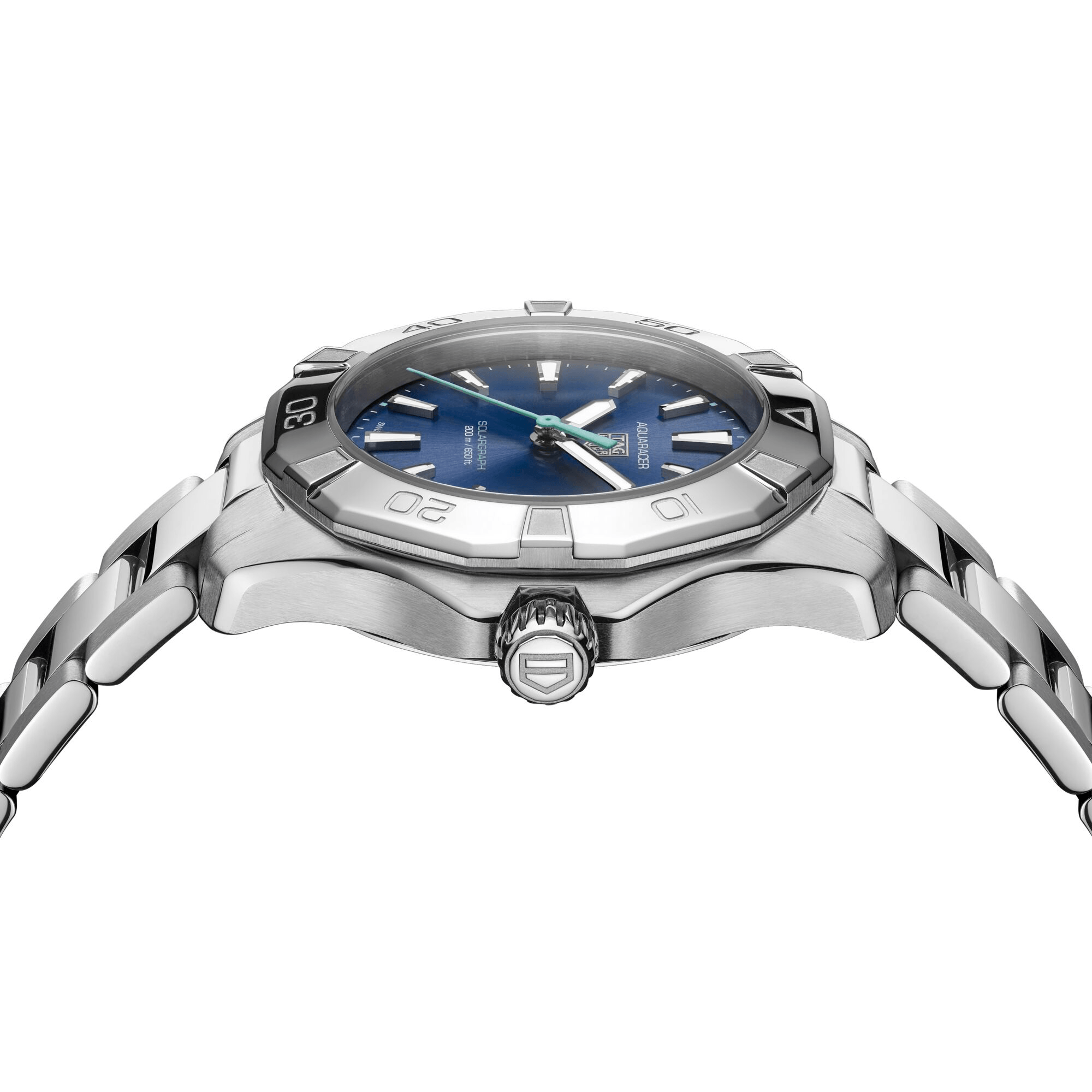 TAG-Heuer-Aquaracer-Professional-200-Solargraph