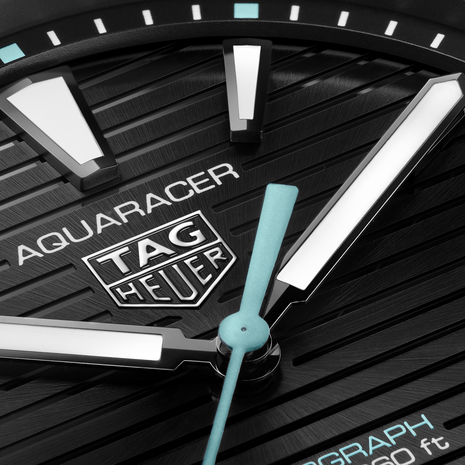 TAG-Heuer-Aquaracer-Professional-200-Solargraph