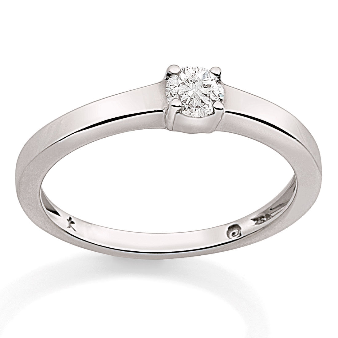 Anel-solitario-em-ouro-branco-com-diamante