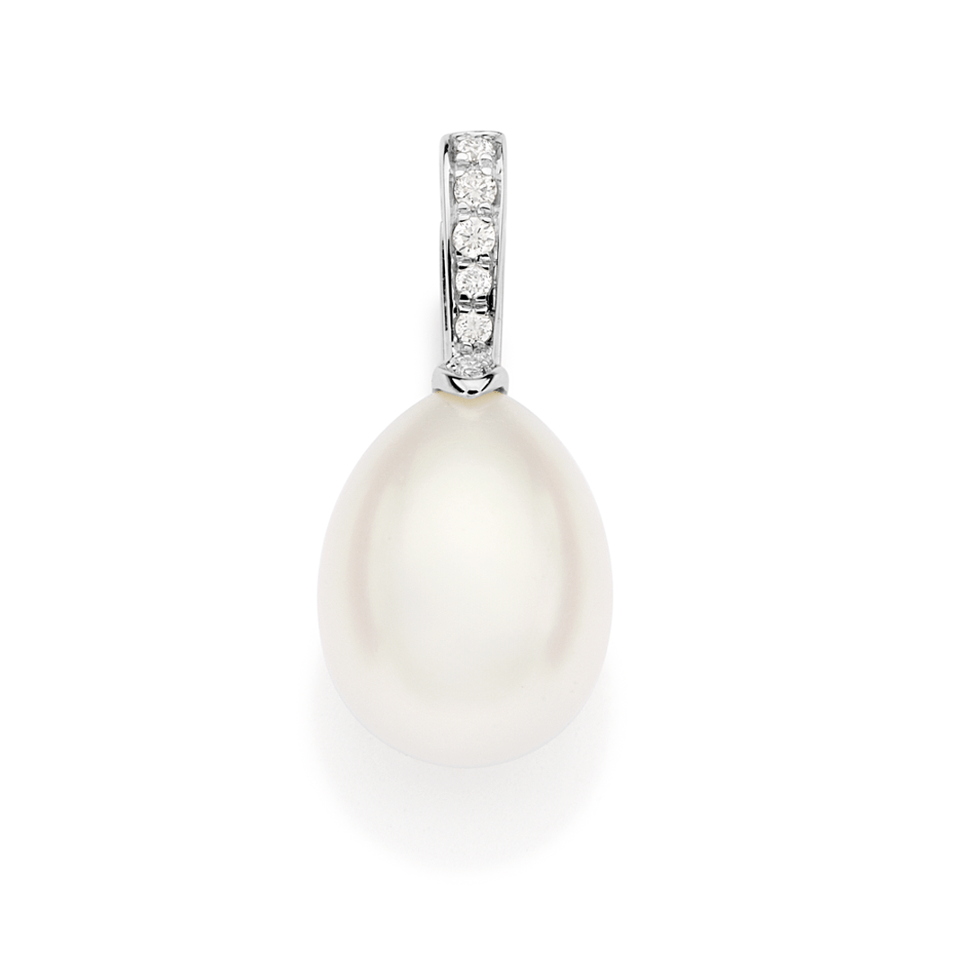 Pingente-em-ouro-branco-com-perola-e-diamantes