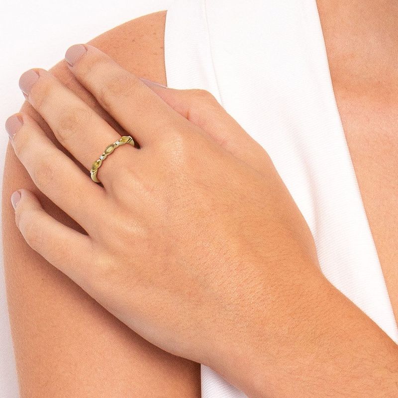 Anel-ouro-amarelo-3-safiras-amarelas-e-4-diamantes