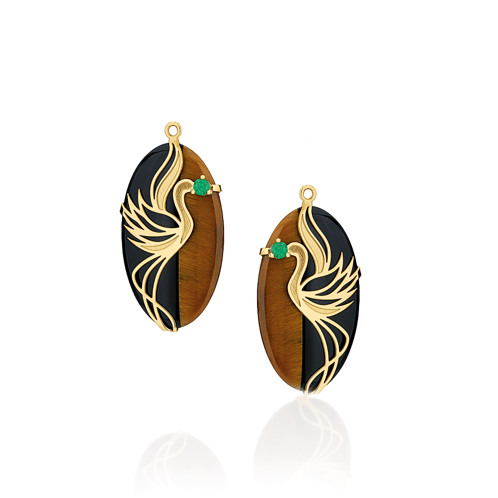 BC5972AM_Acessorios-para-brincos-Tsuru-em-ouro-amarelo-com-pedra-onix-com-olho-de-tigre-e-esmeraldas_01