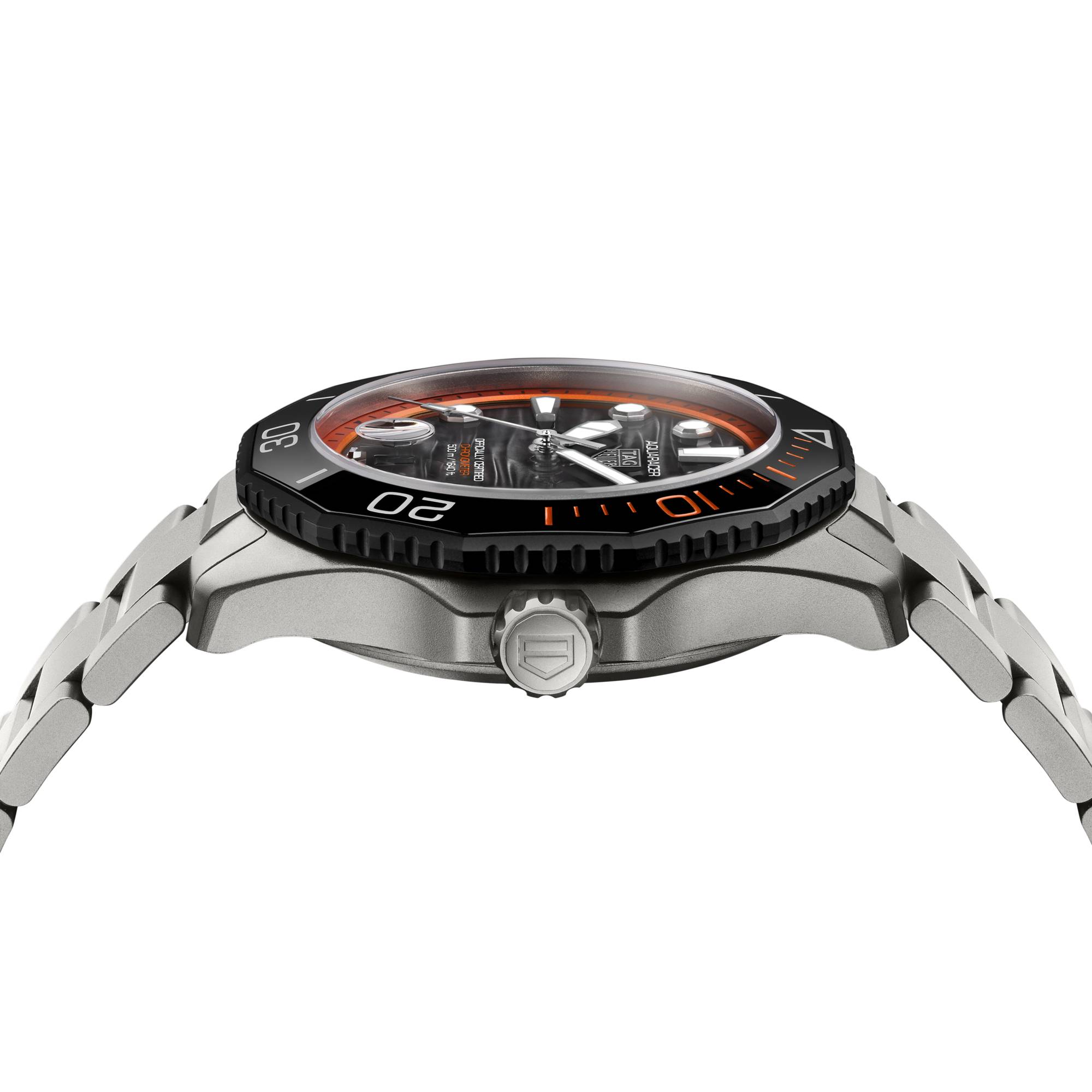 TAG-Heuer-Aquaracer-Professional-500-Date