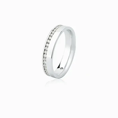 Aliança em ouro branco com diamantes