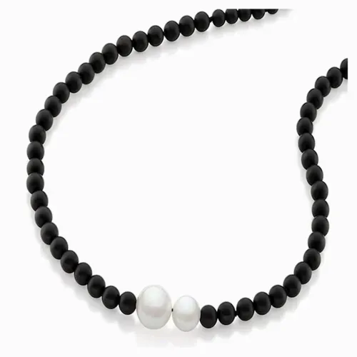Colar de onix e pérolas