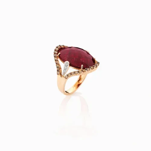 Anel de ouro rosê com rubi e diamantes